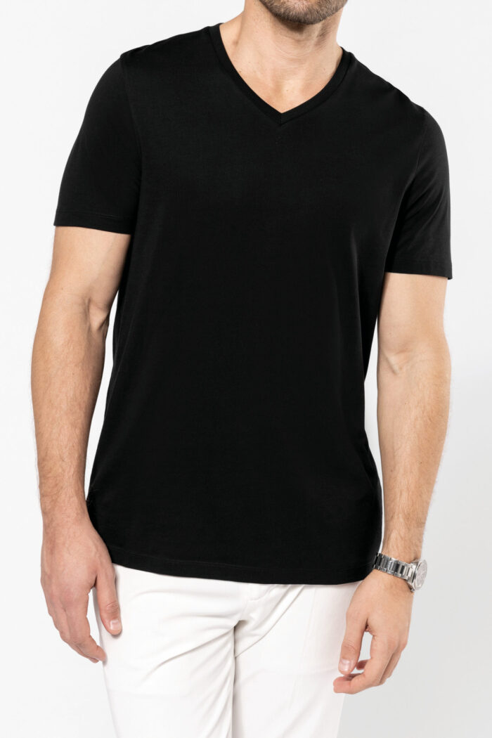 Photo 11 T-shirt Supima® col V manches courtes homme